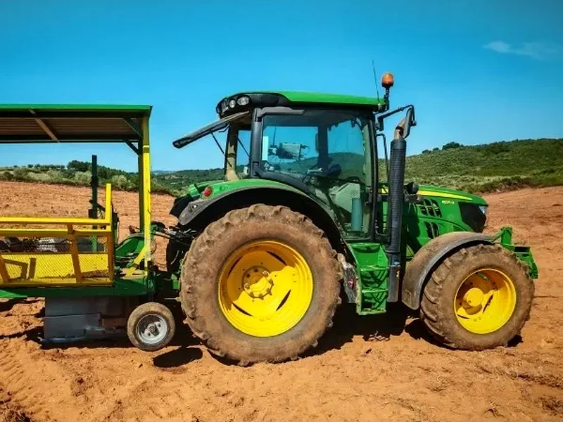 Plantação mecanizada com sistema GPS